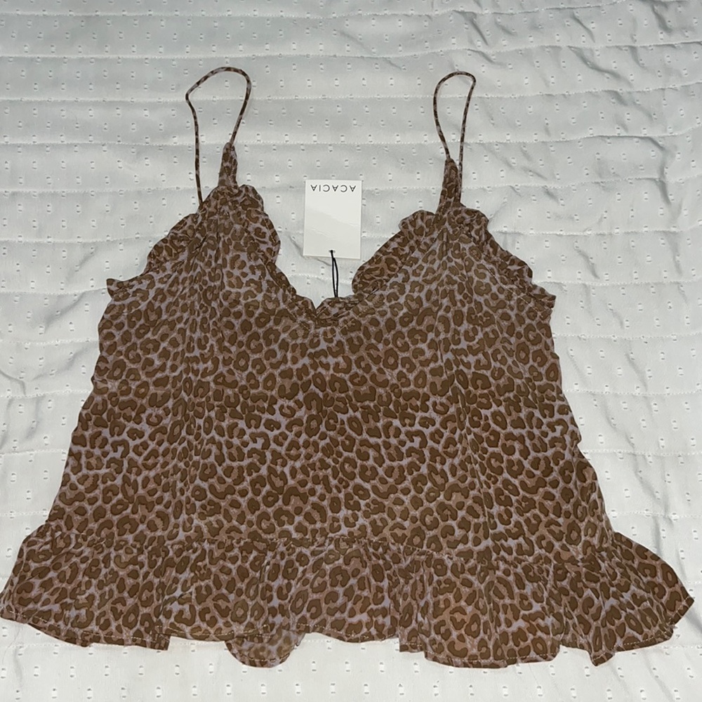 ACACIA • Chey Top